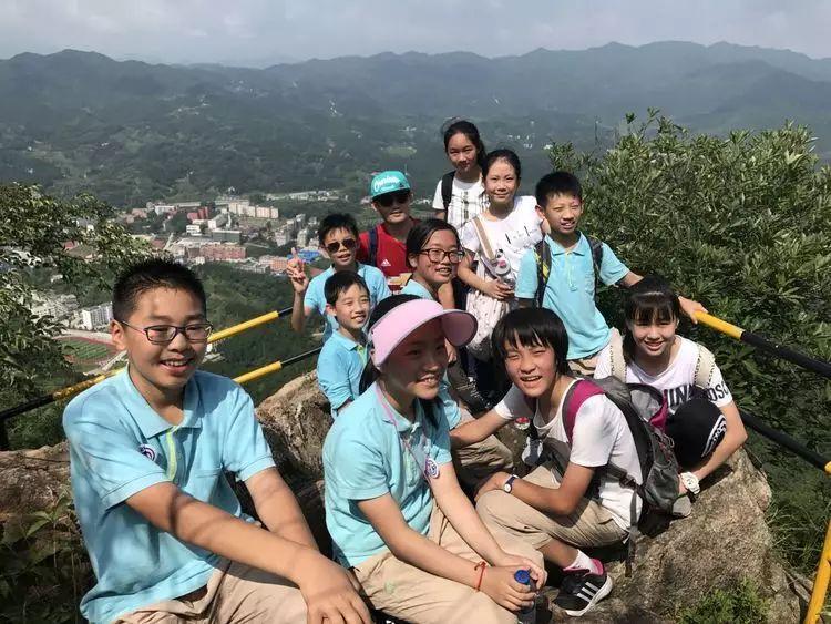 别样实践别样情 ——记初中部六年级大别山社会实践图片_8191