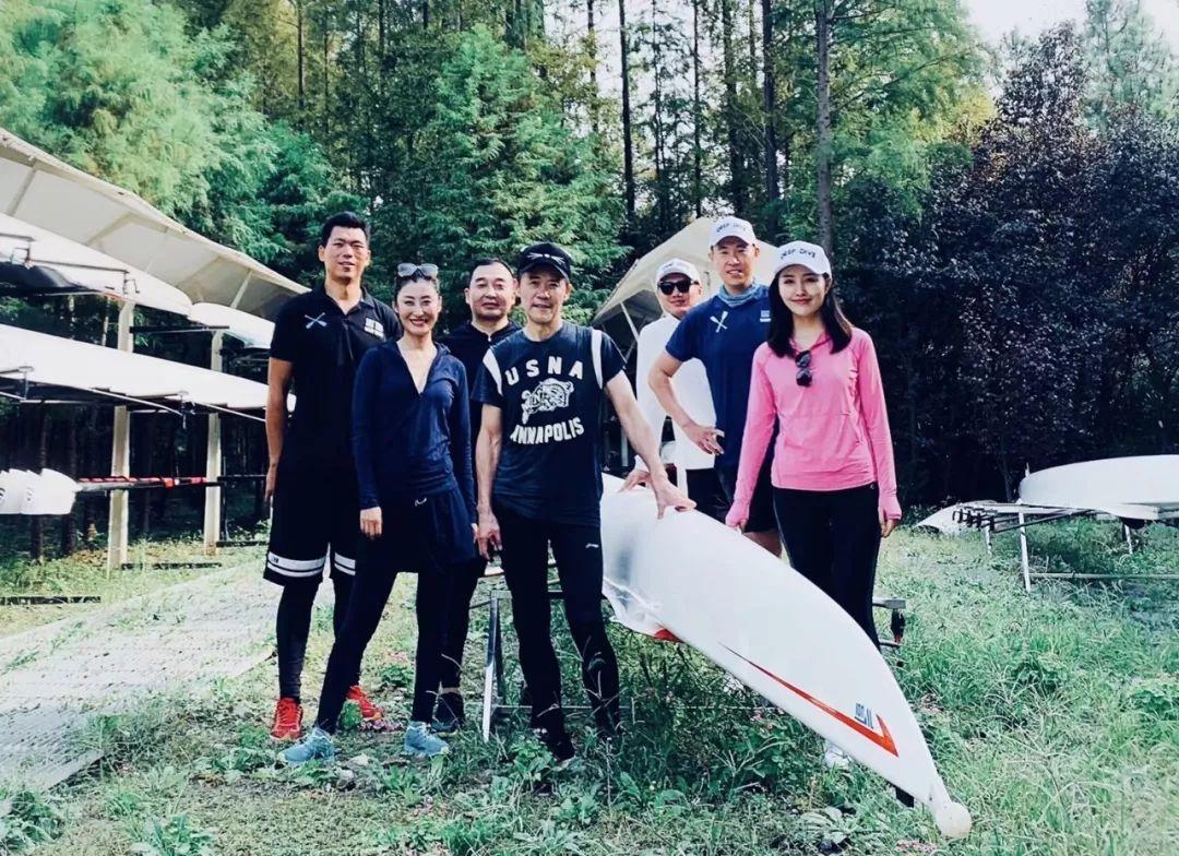 王石先生莅临德英乐青少年赛艇基地图片_3 王石先生莅临德英乐青少年赛艇基地图片_3
