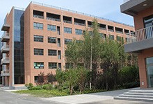 哈尔滨中加学校