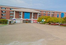 镇江枫叶国际学校