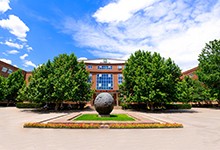 北京海淀外国语实验学校