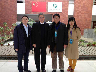 上海外国语大学西外外国语学校