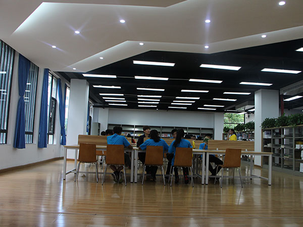 瑞得福国际学校