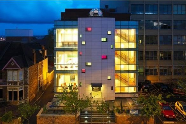 通用工程排名全英 布里斯托大学有点牛内容图片_2