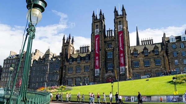 申请爱丁堡大学本科语言学 没你想象得那么难？内容图片_6