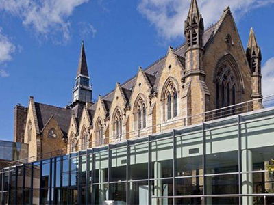英国巴斯大学怎么样  四个院系排名全英前5毕业生起薪仅此牛剑