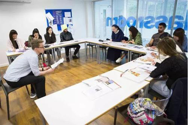 2021英国中学GCSE考生参加外部考试  面临强制性评估？同学们该如何应对内容图片_1