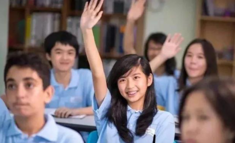 ALEVEL考试要考几科?3-4科成绩可以申请知名大学内容图片_1