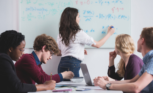 ALEVEL数学考试有哪些必备答题技巧 大神都会按分值解题内容图片_1