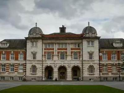 留学英国本科费用是多少钱 国际学校和大学原来差这么多