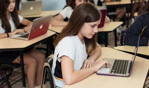 如何达到alevel经济a*要求 答案结构要鲜明 表达要清晰内容图片_1