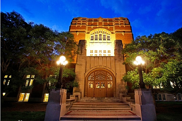 普渡大学本科申请条件有哪些？托福雅思PTE等语言成绩要求并不低内容图片_1