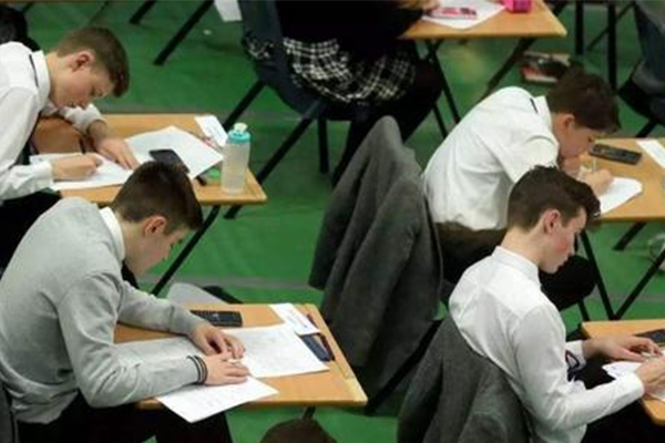 英国大学对于GCSE成绩要求有哪些？这8所院校GCSE要求最低为C内容图片_1