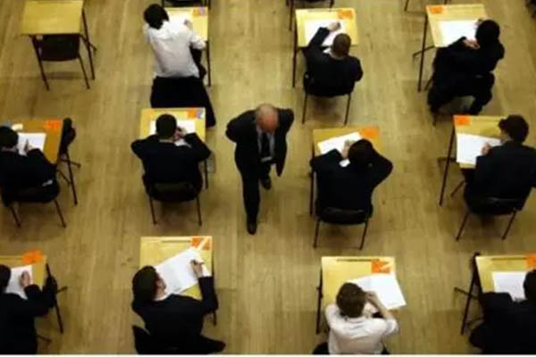 怎么评定Alevel预估成绩呢？申请季已经到了这些Alevel预估成绩的相关事宜还不了解内容图片_2