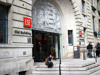 LSE伦敦政治经济学院金融专业本科申请条件有多高？官方说考A*AA还不够