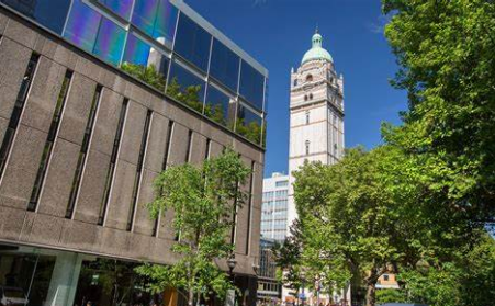 英国帝国理工数学系学费多少 本科1年30万元内容图片_1