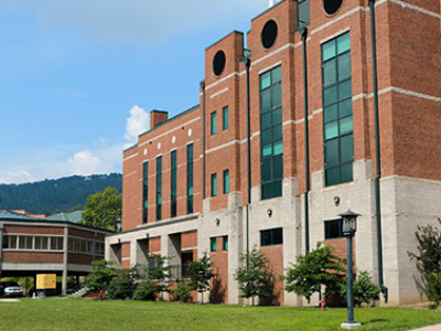华盛顿与李大学实力怎么样呢？在文理学院中排名很不错内容图片_1