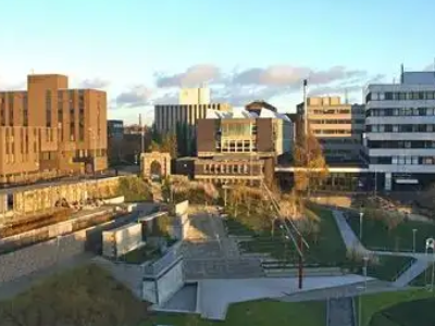 英国学费太贵？  思克莱德大学奖学金申请来了