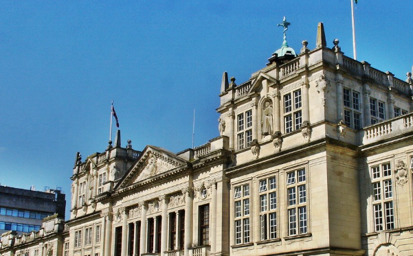 英国利兹大学法律专业雅思要求几分?6.5以上内容图片_1