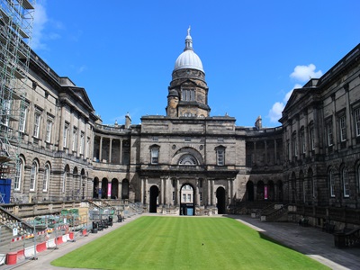2025年QS预测 爱丁堡大学排名将稳居英国top5