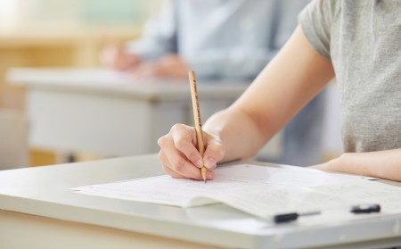 alevel热门科目A*率比较:AQA热门科目的A*率整体上比CAIE/爱德思低内容图片_1