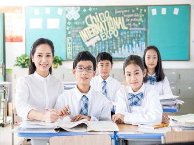 2025上海国际学校春招开启:光剑/上实/WLSA等抢人大战一触即发