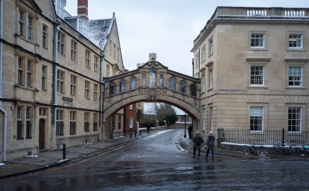 想要拿到牛津大学面邀需要递交多高的成绩?人手4A*已成共识!内容图片_1