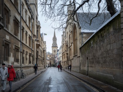 英国牛津大学申请:语言要求又提高了！