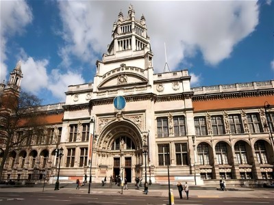 英国大学申请有哪些可以同时申请多个专业的院校?G3都支持!